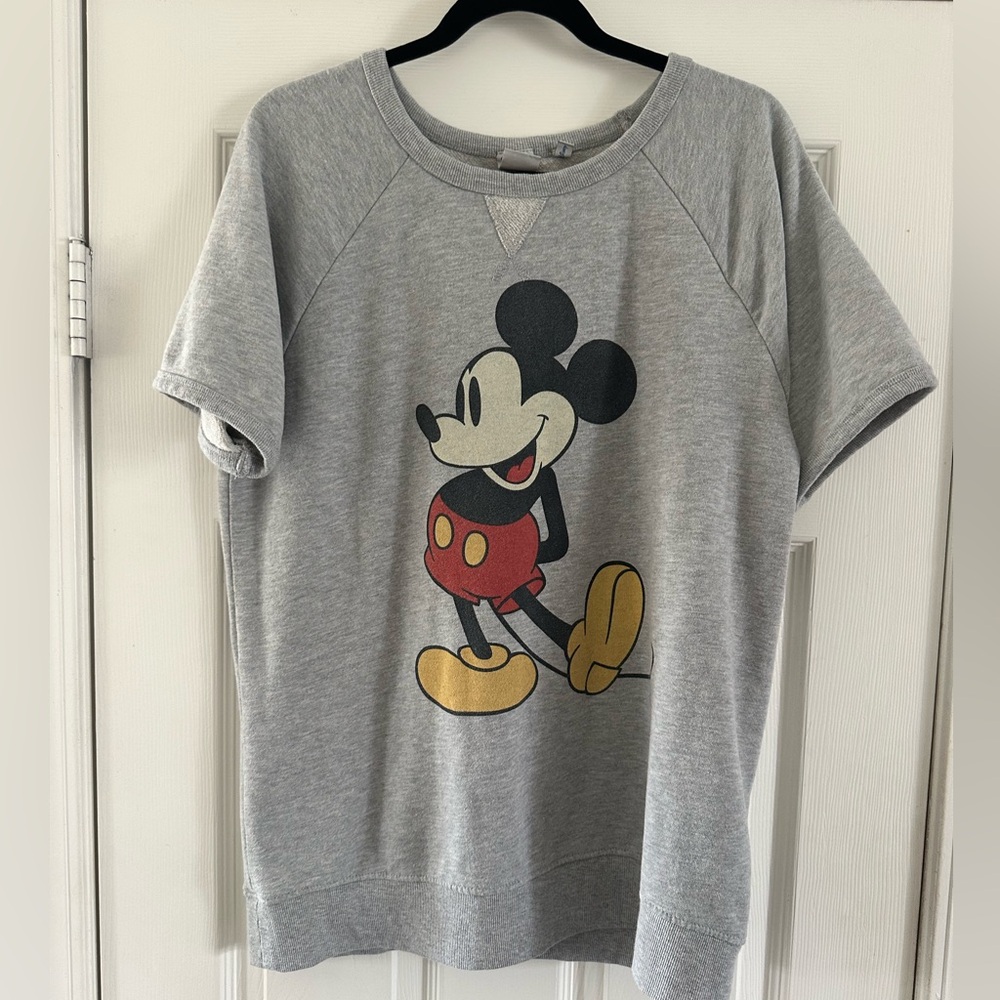 Junk Food Mickey Mouse Vintage Sweatshirt Tshirt size Medium Gray